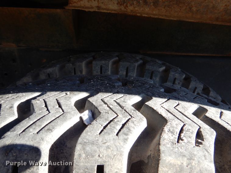 image for item DY9526 1979 Ford 8000  dump truck