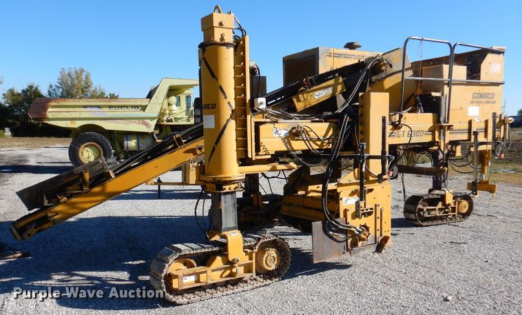 image for item DY9528 2004 Gomaco GT6300 curb machine