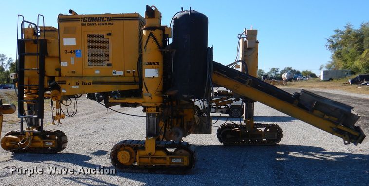 image for item DY9528 2004 Gomaco GT6300 curb machine