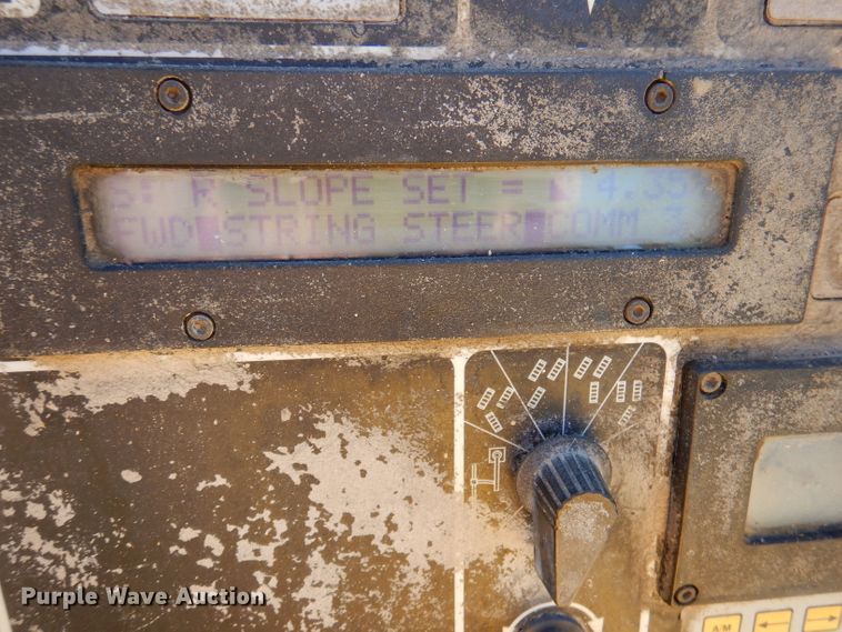 image for item DY9528 2004 Gomaco GT6300 curb machine