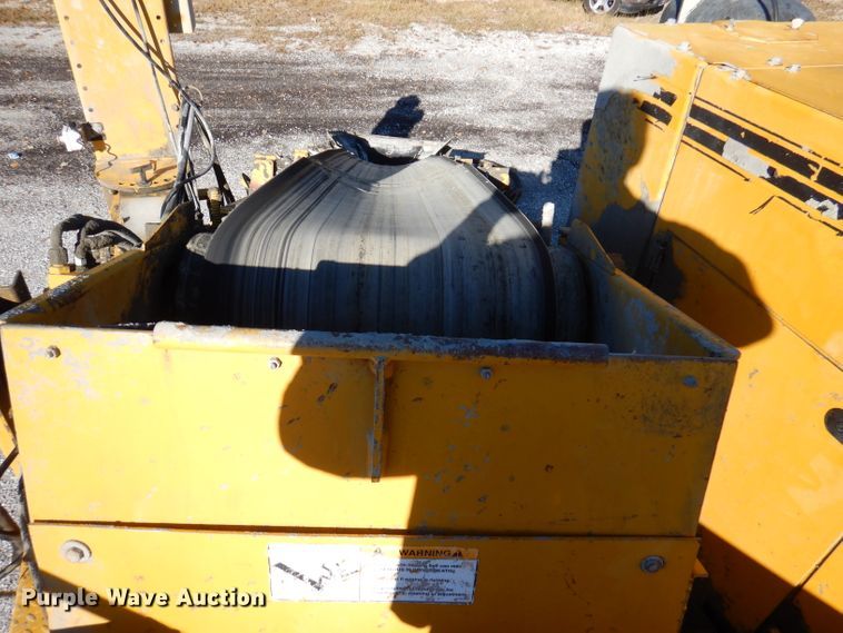 image for item DY9528 2004 Gomaco GT6300 curb machine