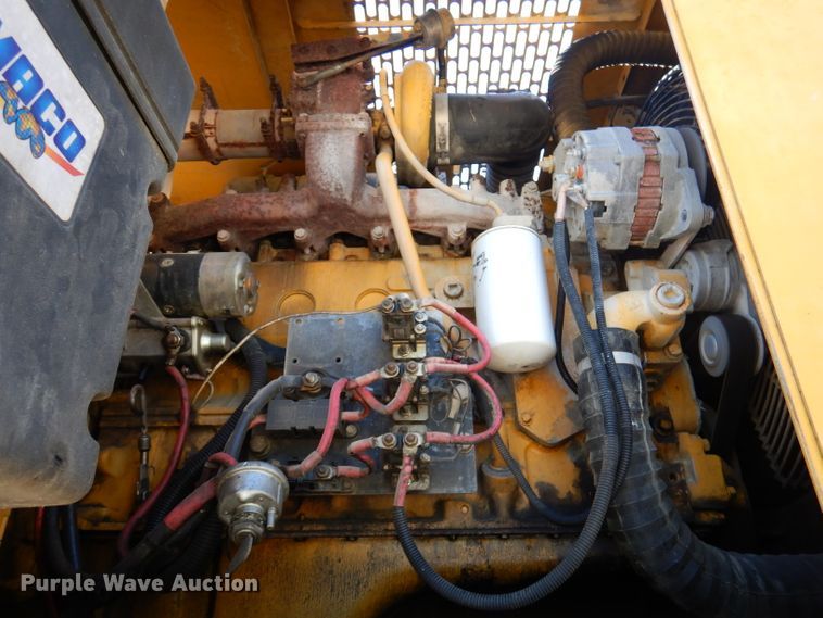 image for item DY9528 2004 Gomaco GT6300 curb machine