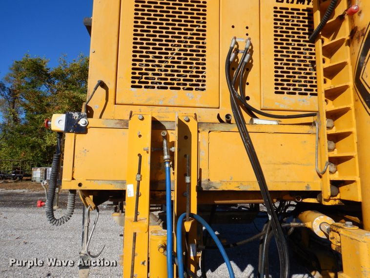 image for item DY9528 2004 Gomaco GT6300 curb machine