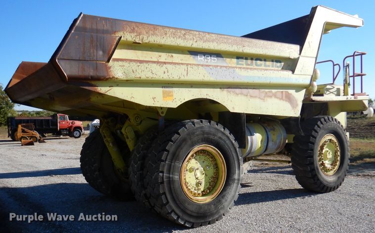 image for item DY9530 1993 Euclid R35  haul truck