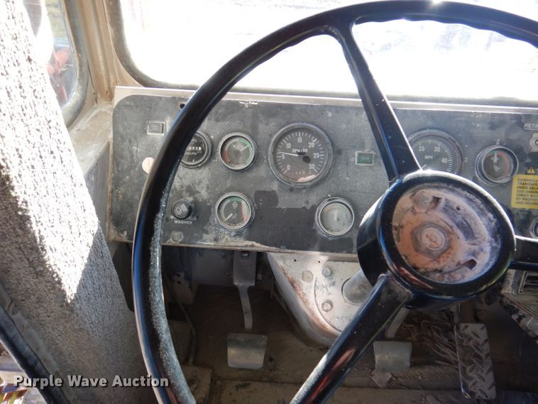 image for item DY9530 1993 Euclid R35  haul truck