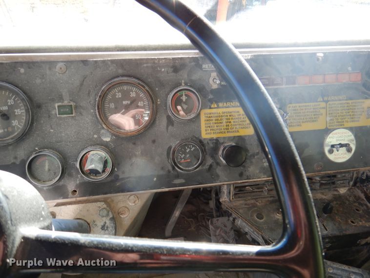 image for item DY9530 1993 Euclid R35  haul truck