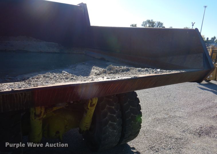 image for item DY9530 1993 Euclid R35  haul truck