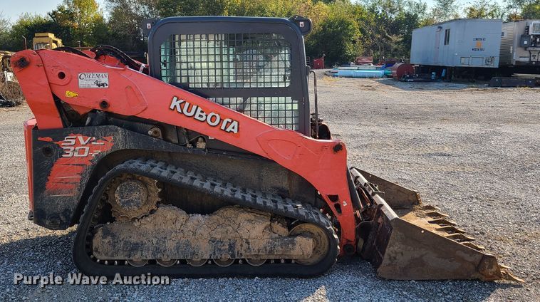 image for item DY9977 2014 Kubota SVL90-2  tracked skid steer loader
