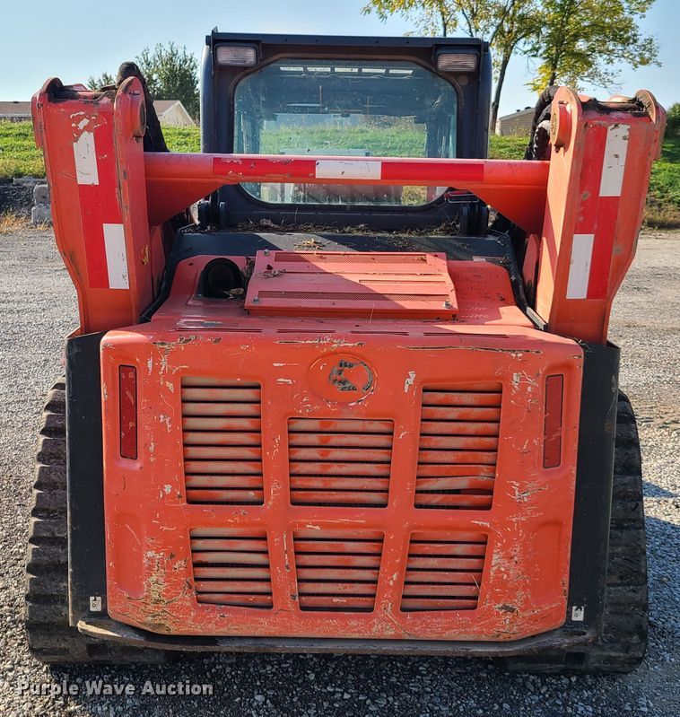 image for item DY9977 2014 Kubota SVL90-2  tracked skid steer loader