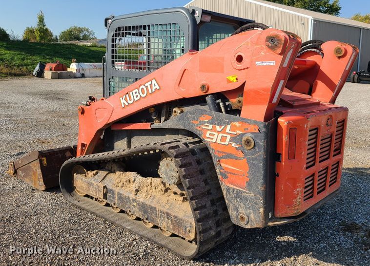 image for item DY9977 2014 Kubota SVL90-2  tracked skid steer loader