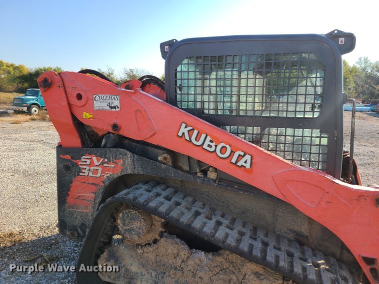 image for item DY9977 2014 Kubota SVL90-2  tracked skid steer loader