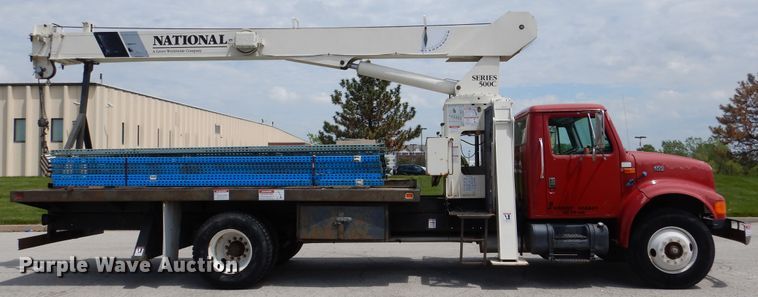 image for item EK9228 1996 International 4700  crane truck