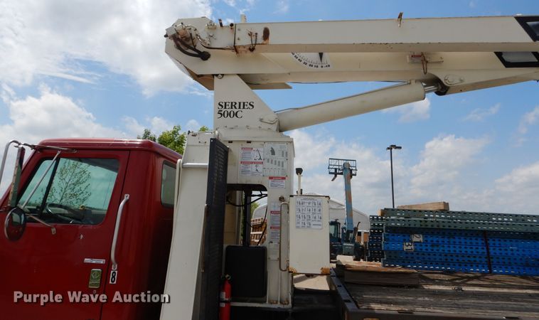 image for item EK9228 1996 International 4700  crane truck