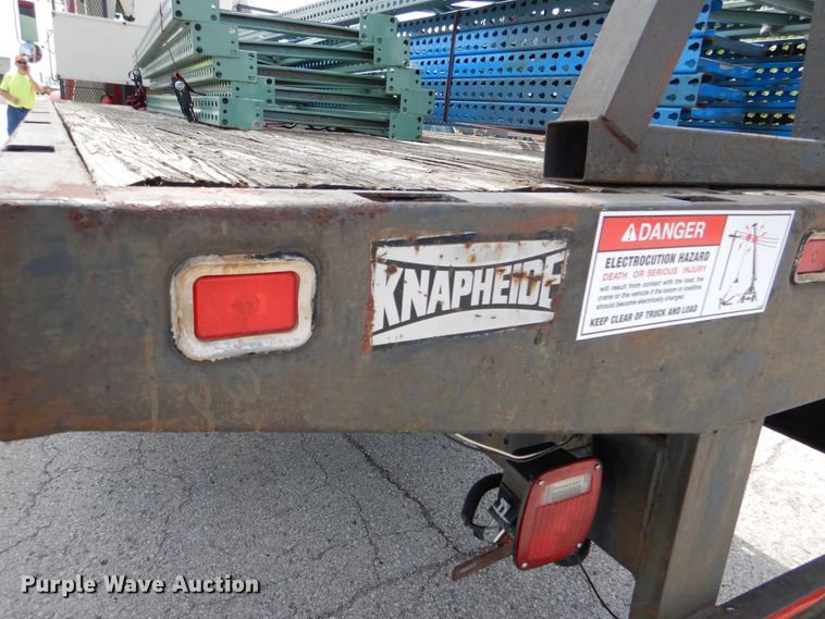 image for item EK9228 1996 International 4700  crane truck