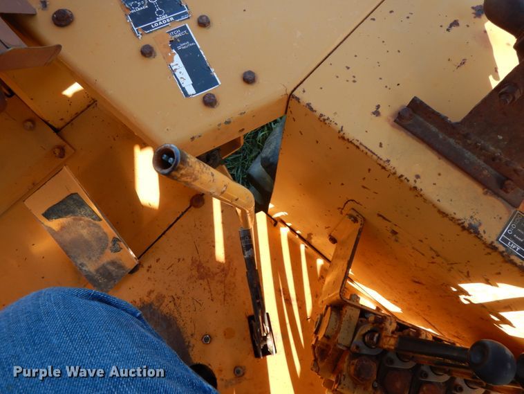 image for item FG9500 1993 Case 480F  industrial tractor