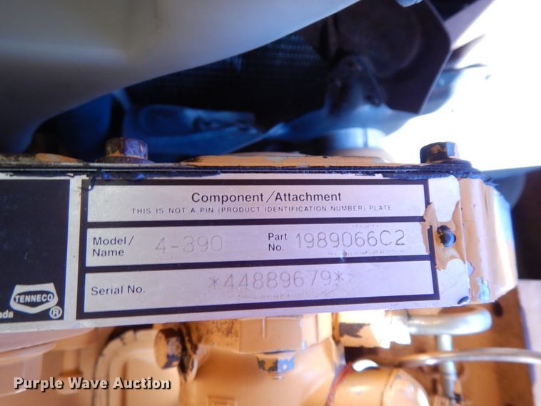 image for item FG9500 1993 Case 480F  industrial tractor