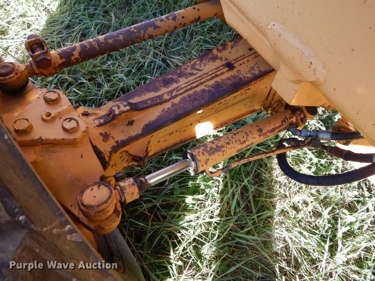 image for item FG9500 1993 Case 480F  industrial tractor