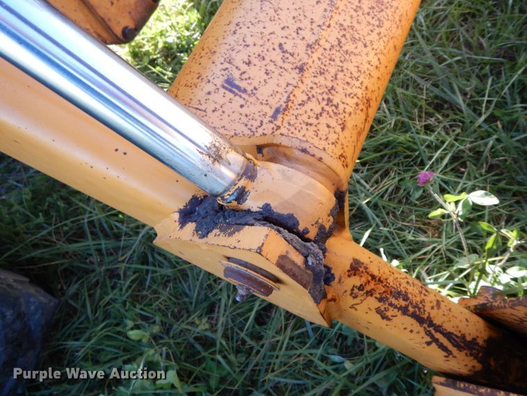 image for item FG9500 1993 Case 480F  industrial tractor