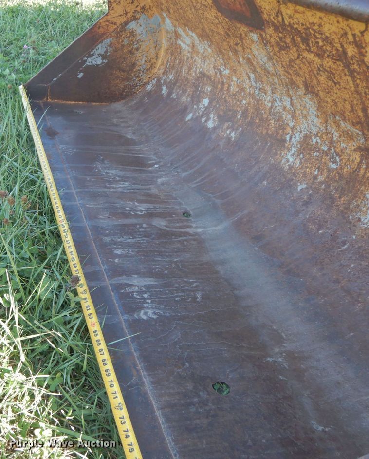 image for item FG9500 1993 Case 480F  industrial tractor