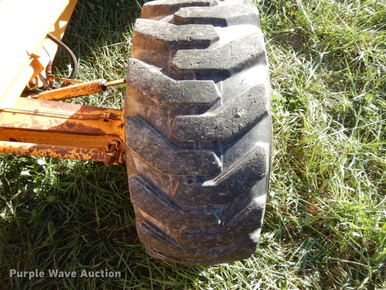 image for item FG9500 1993 Case 480F  industrial tractor