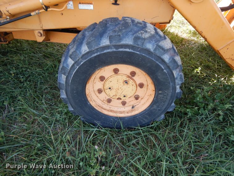 image for item FG9500 1993 Case 480F  industrial tractor