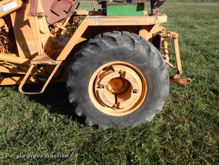 image for item FG9500 1993 Case 480F  industrial tractor