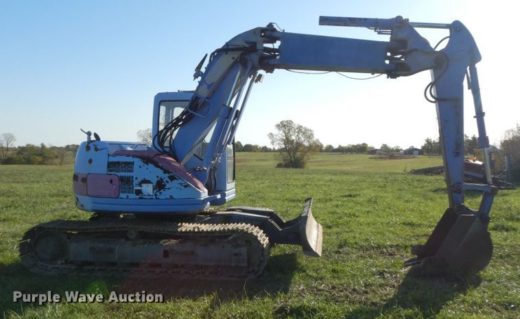 image for item FG9501 1997 Komatsu PC128UU-1  mini excavator