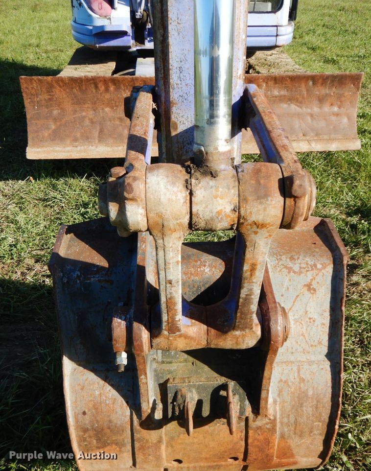 image for item FG9501 1997 Komatsu PC128UU-1  mini excavator