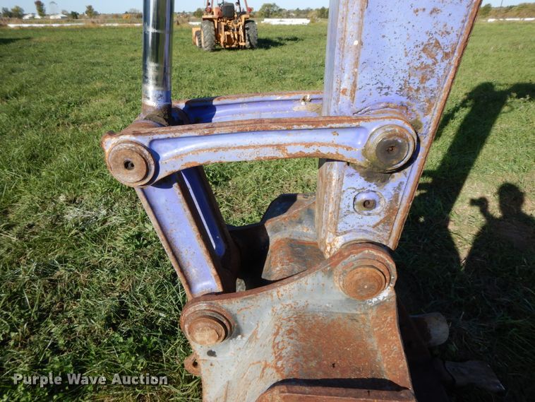 image for item FG9501 1997 Komatsu PC128UU-1  mini excavator