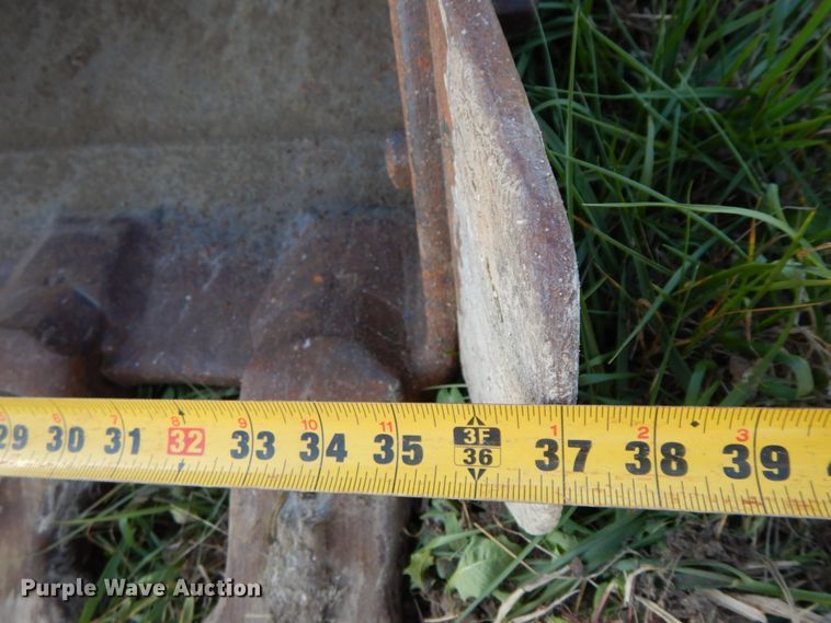 image for item FG9501 1997 Komatsu PC128UU-1  mini excavator