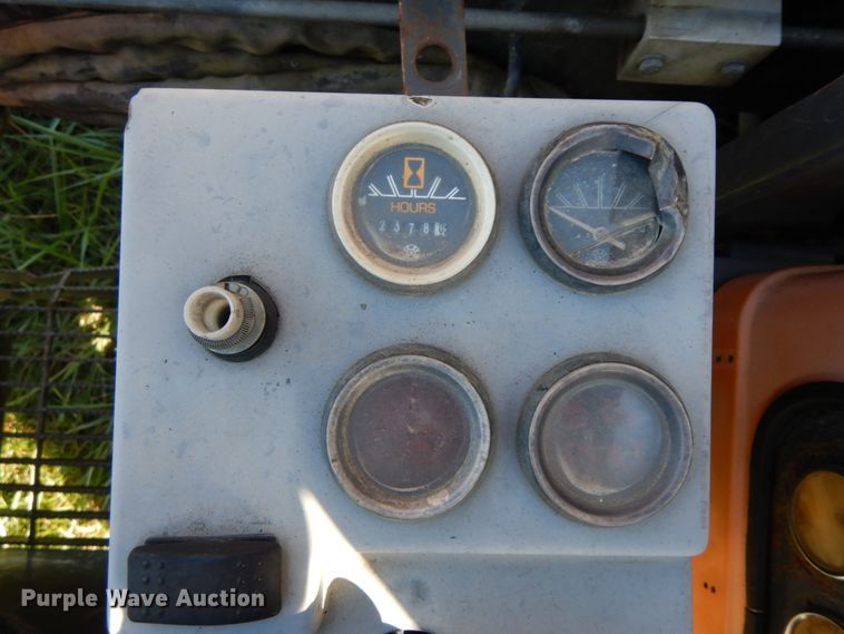 image for item FG9502 2000 Case 6010  Turbo directional boring unit