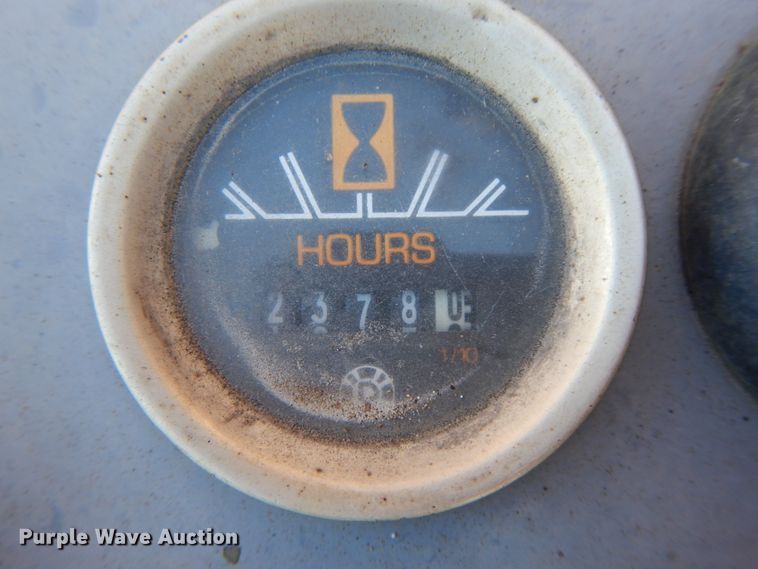 image for item FG9502 2000 Case 6010  Turbo directional boring unit