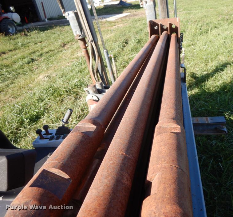 image for item FG9502 2000 Case 6010  Turbo directional boring unit