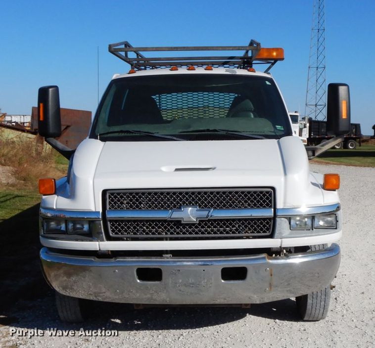 image for item FG9503 2006 Chevrolet C5500  Crew Cab utility truck