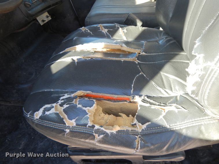 image for item FG9503 2006 Chevrolet C5500  Crew Cab utility truck