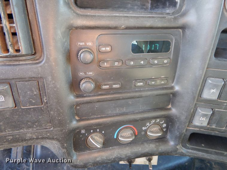 image for item FG9503 2006 Chevrolet C5500  Crew Cab utility truck