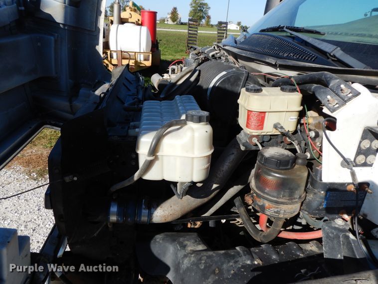 image for item FG9503 2006 Chevrolet C5500  Crew Cab utility truck