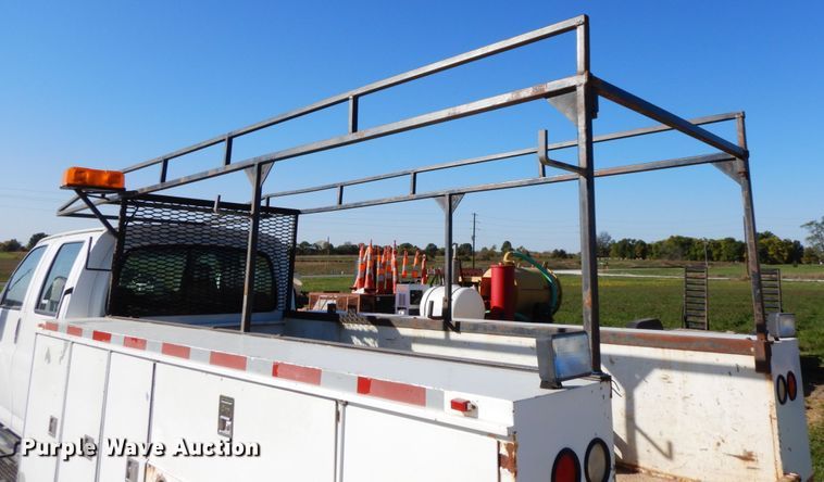 image for item FG9503 2006 Chevrolet C5500  Crew Cab utility truck