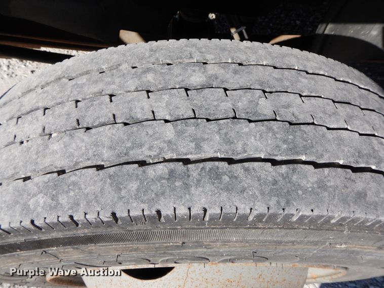 image for item FG9503 2006 Chevrolet C5500  Crew Cab utility truck