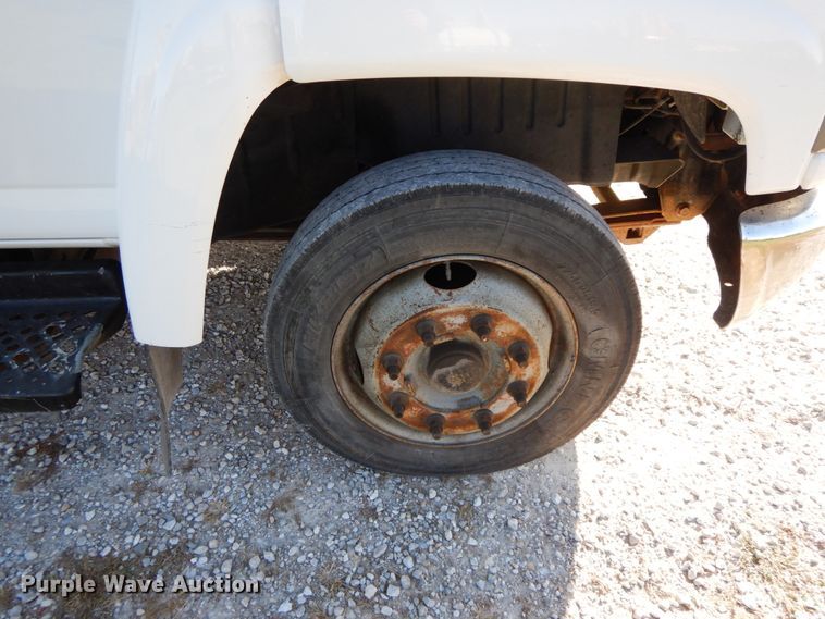 image for item FG9503 2006 Chevrolet C5500  Crew Cab utility truck