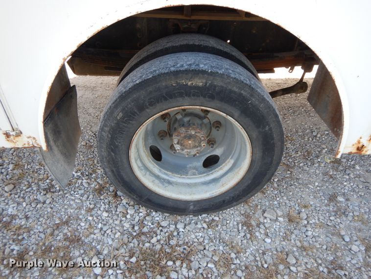 image for item FG9503 2006 Chevrolet C5500  Crew Cab utility truck