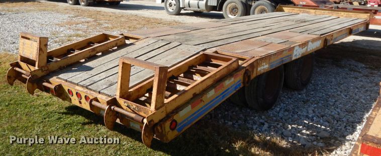 image for item FG9505 1999 Eager Beaver 10HDB equipment trailer