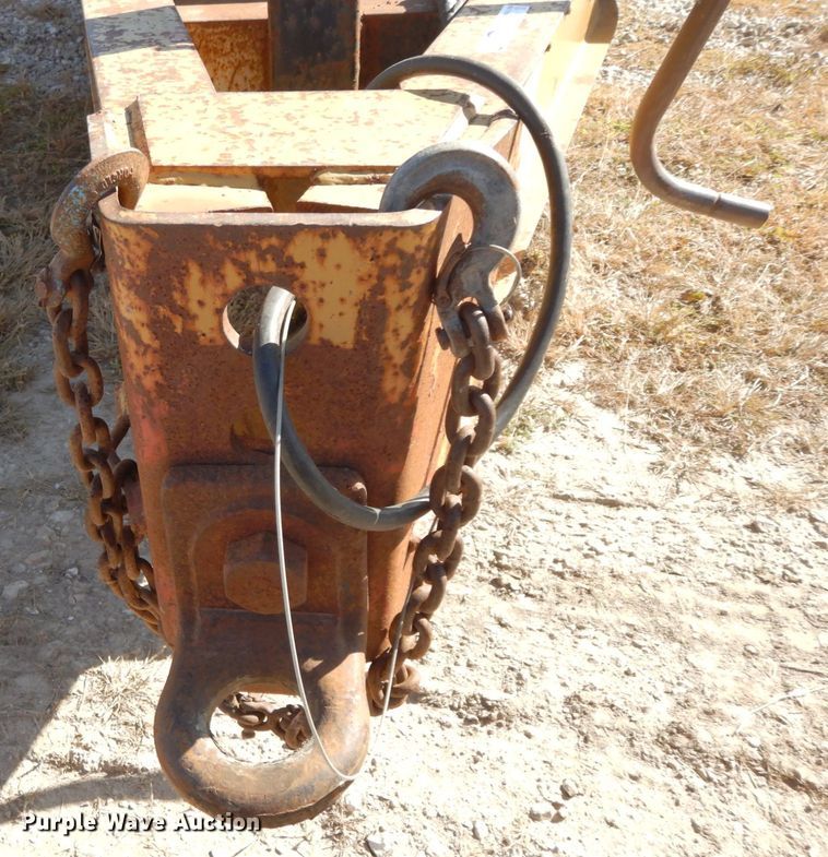 image for item FG9505 1999 Eager Beaver 10HDB equipment trailer