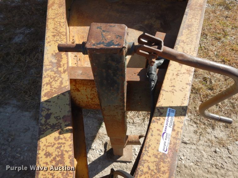 image for item FG9505 1999 Eager Beaver 10HDB equipment trailer