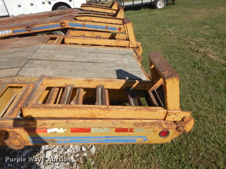 image for item FG9505 1999 Eager Beaver 10HDB equipment trailer
