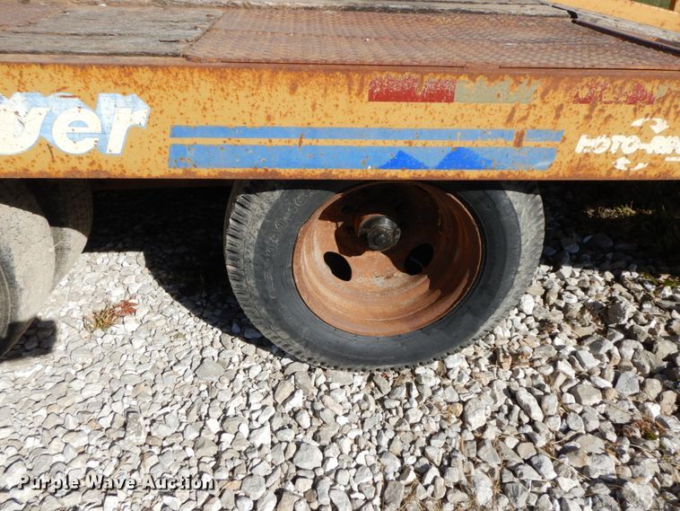 image for item FG9505 1999 Eager Beaver 10HDB equipment trailer