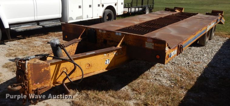 image for item FG9506 1992 Eager Beaver 20HAL equipment trailer