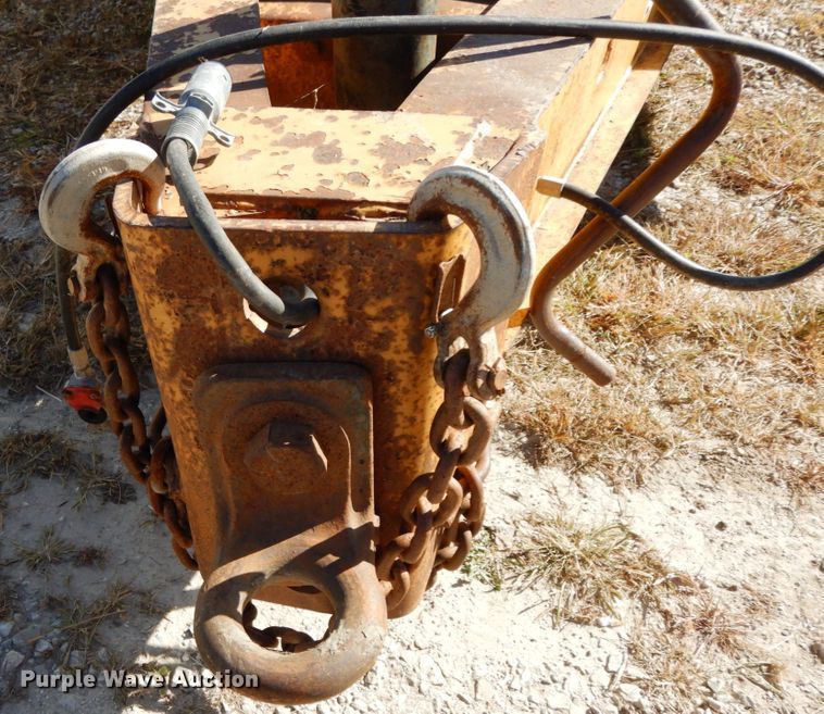 image for item FG9506 1992 Eager Beaver 20HAL equipment trailer