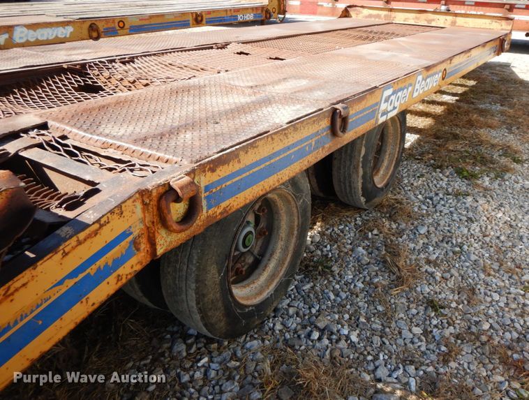 image for item FG9506 1992 Eager Beaver 20HAL equipment trailer