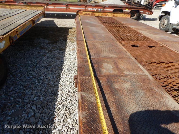 image for item FG9506 1992 Eager Beaver 20HAL equipment trailer